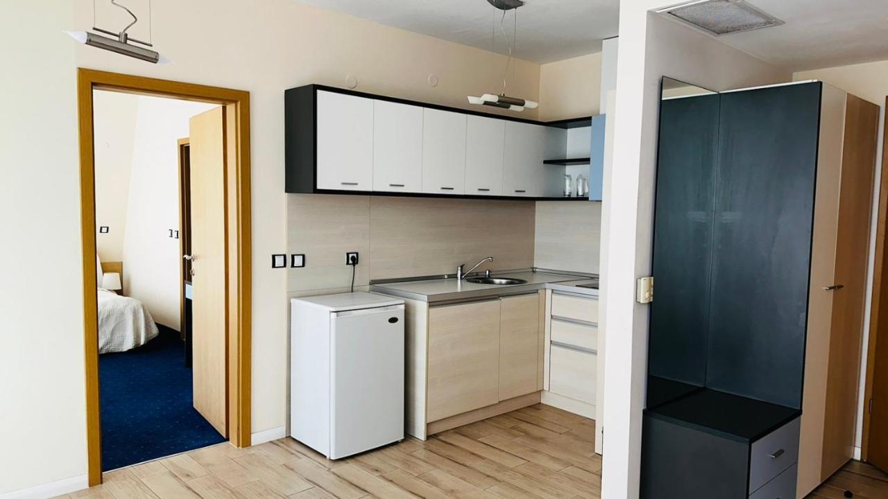 Хотел Аполонис Sosopol Exterior foto
